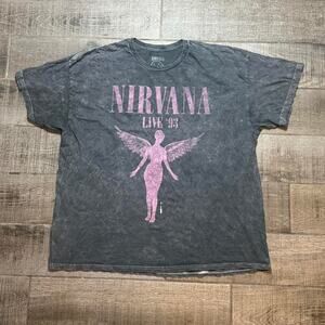 2XL Grey and pink nirvana t shirt